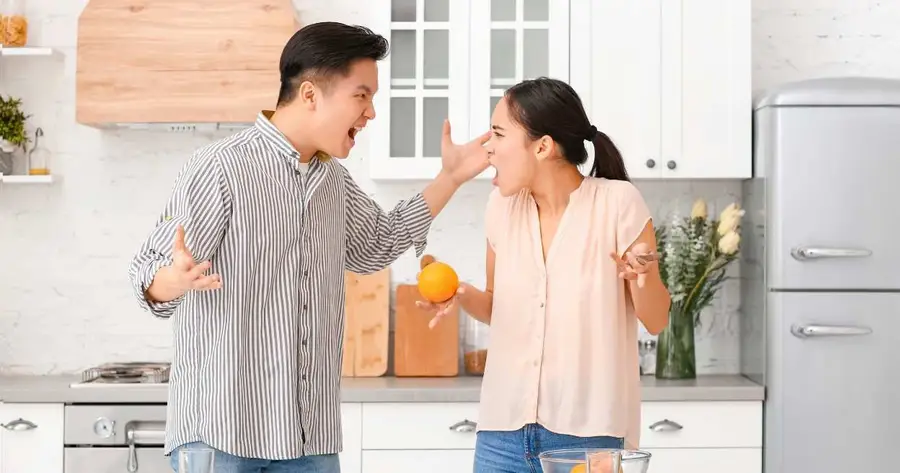 Jangan Bertengkar! Simak Kiat Menghadapi Pasangan Yang Boros