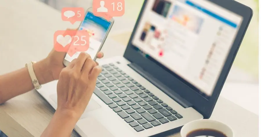 Simak 6 Cara Tahan Godaan Nafsu Belanja dari Lihat Postingan Media Sosial!