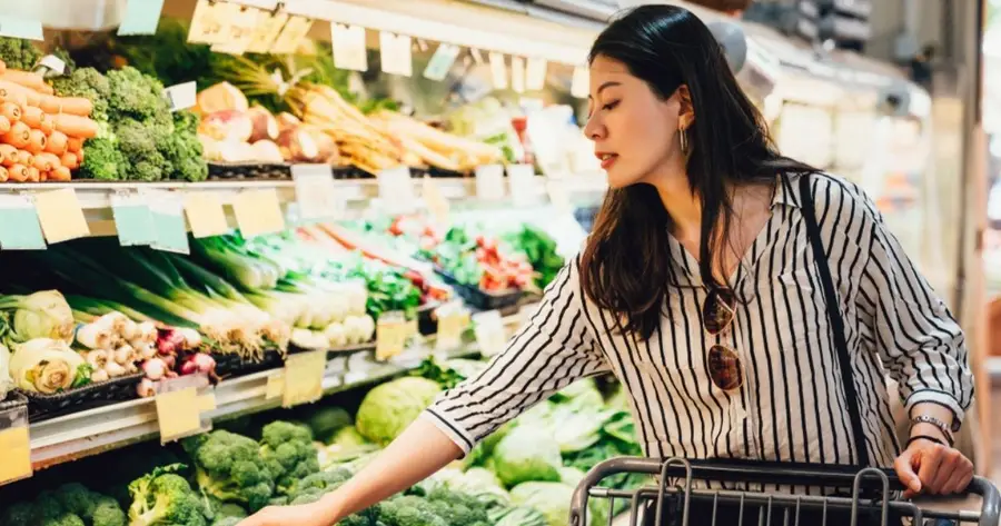 Anti Panic Buying Saat Pandemi! Yuk, Simak 8 Tips Hemat Belanja di Sini!