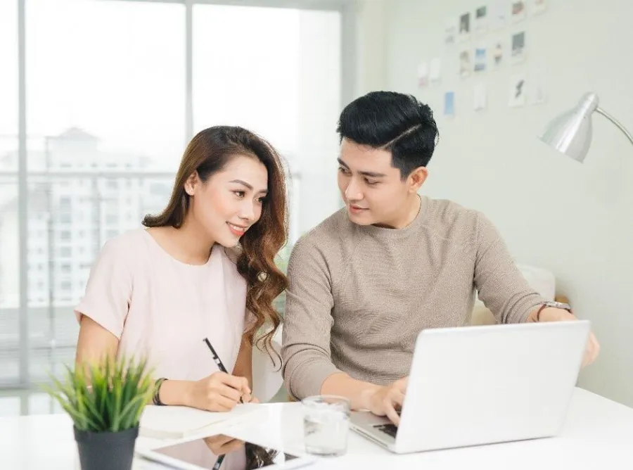 Bergaji UMR dan Ingin Investasi? Atur Keuanganmu dengan 5 Langkah Ini