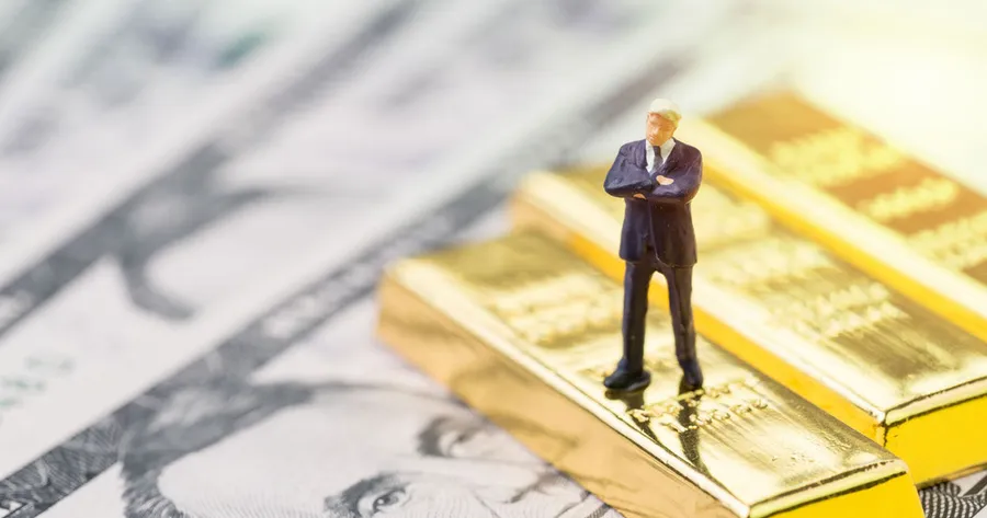 Nilai Dolar dan Rapat The Fed Jadi Sentimen Harga Emas Hari Ini